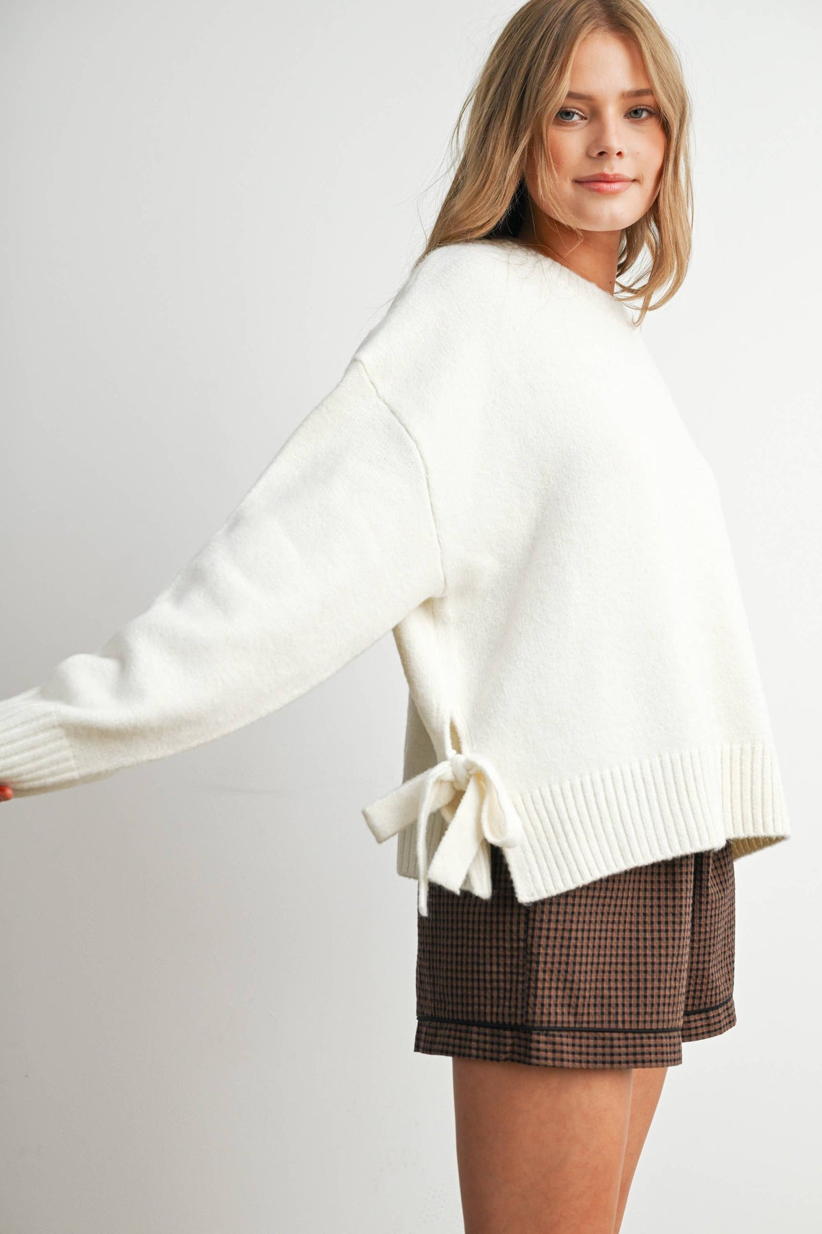 Tie Split-Hem Crewneck Long Sleeve Top - BMW7900