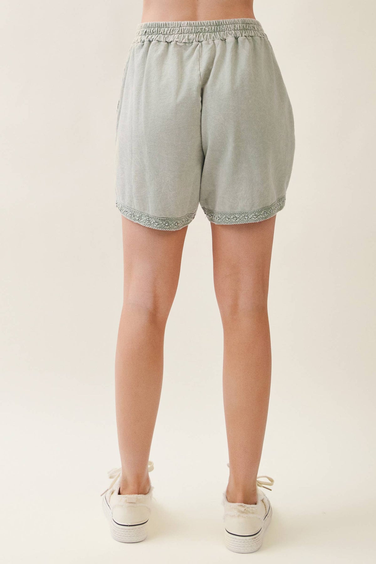 Mineral Washed Studded Eyelet Shorts HP7304