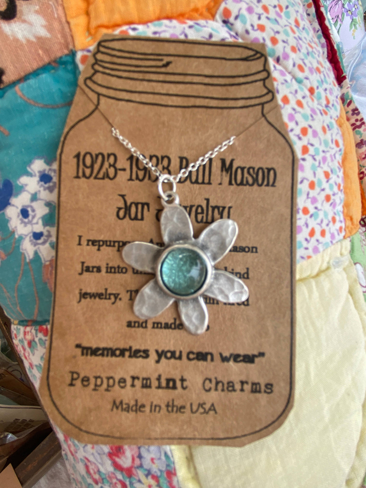 Vintage Ball Hammered Single Daisy Pendant Necklace