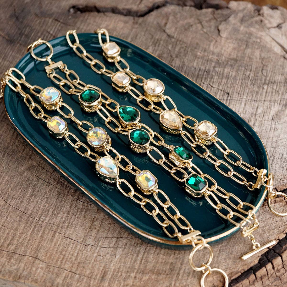 Brilliant Bond – Statement Chain Bracelets with Reflective Crystals