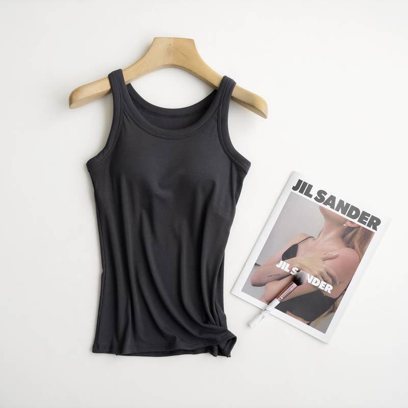 XL / Essential Basic Rib Soft tank top w built in bra