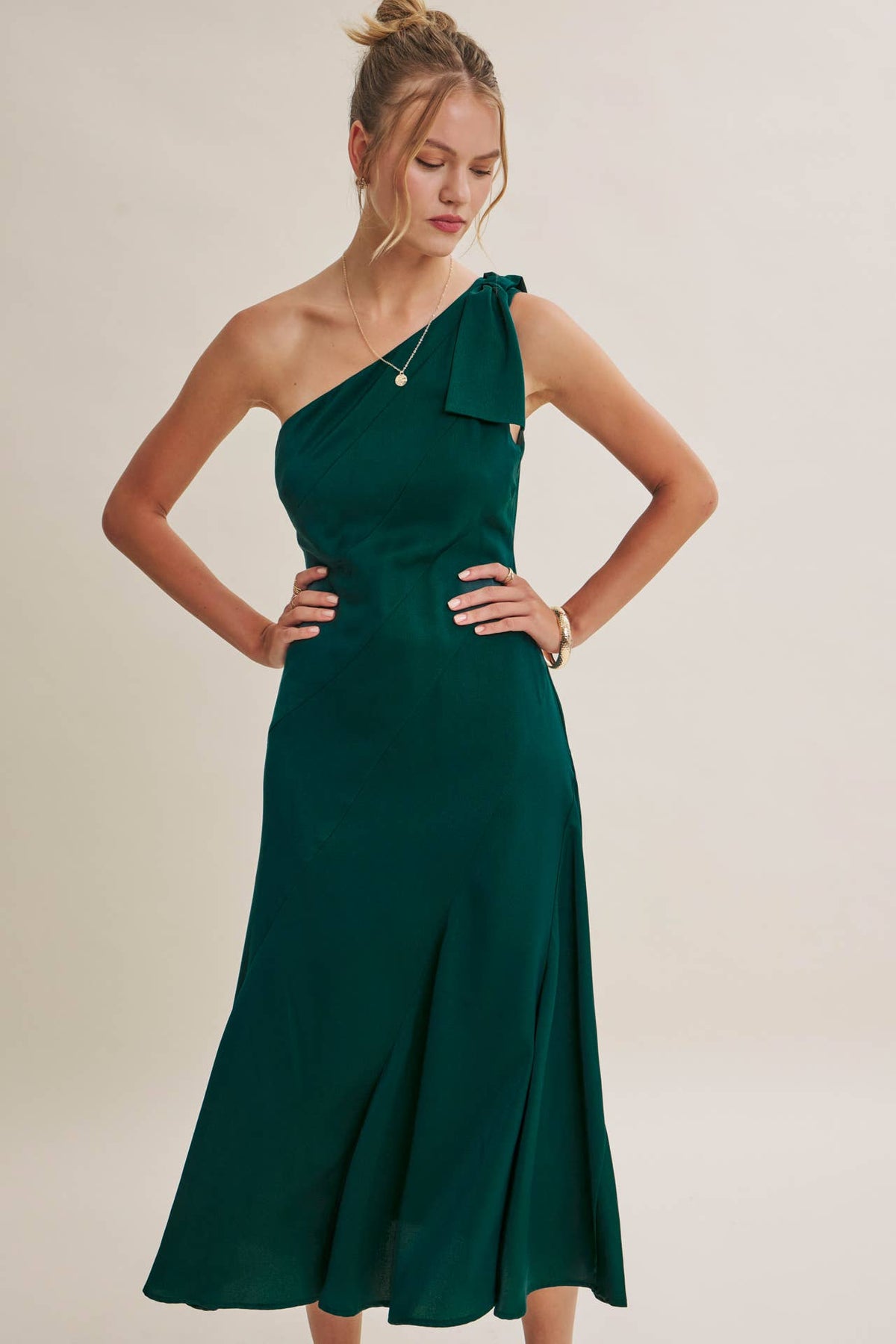 PARTY GLAM ONE-SHOULDER BOW MIDI DRESS W/ SCULPTING SEAM