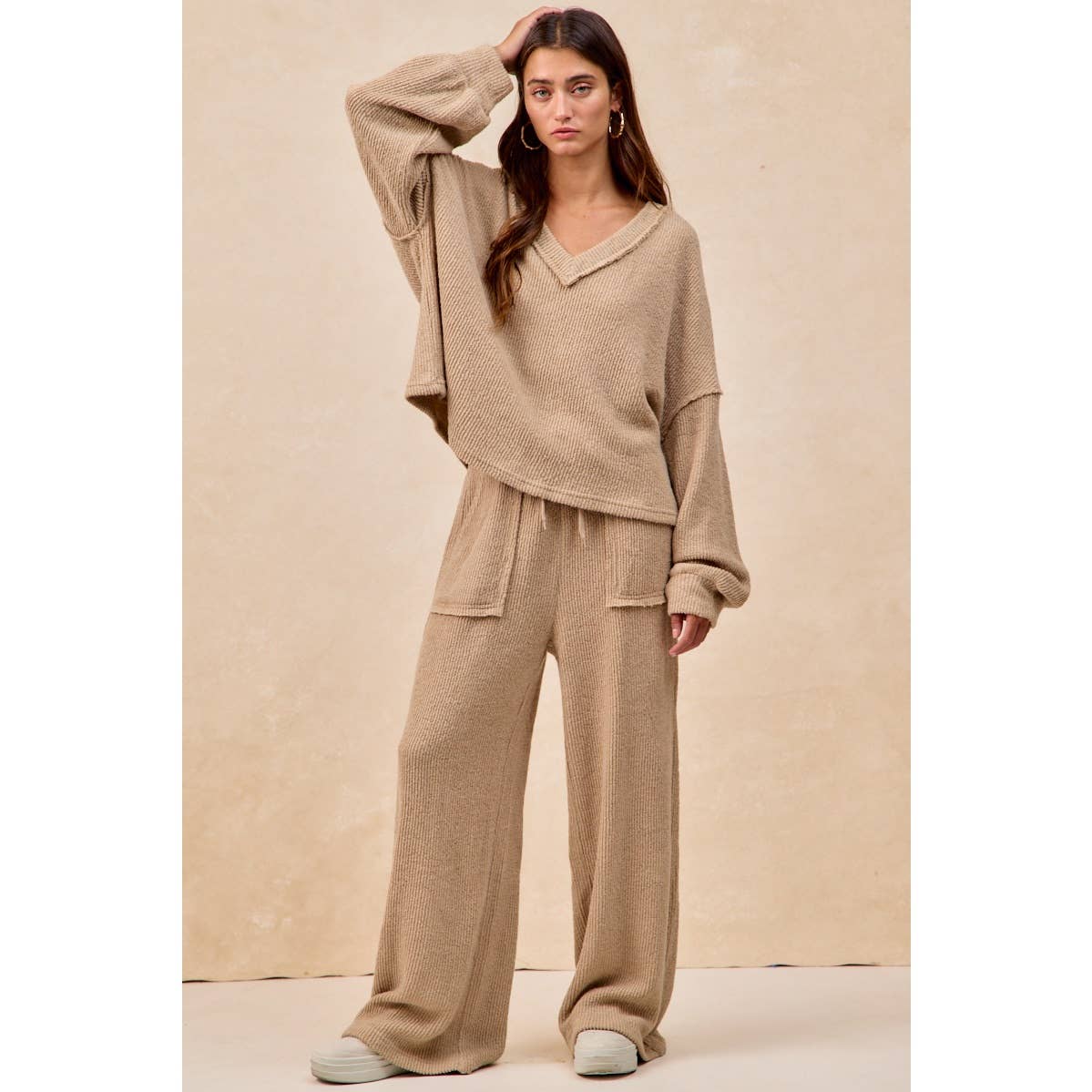 Boucle Rib Knit Wide Pants with Cut Edge Detail