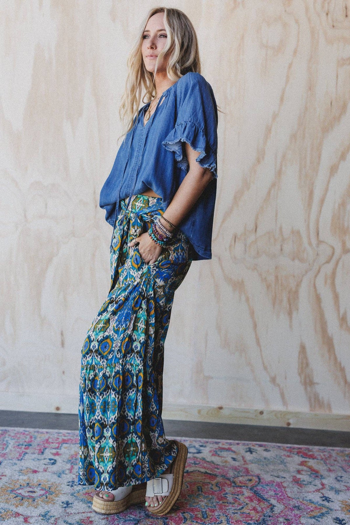 Secret Admirer Printed Pants - Blue Multi