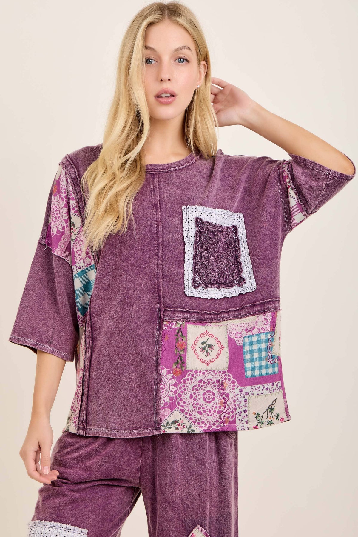 Mineral Washed Rosy Nostalgia Boho Patched top HT7524