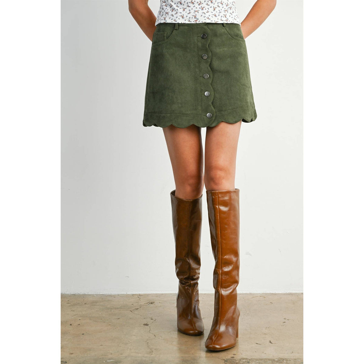 Scallop Trim Button-Front Mini Skirt