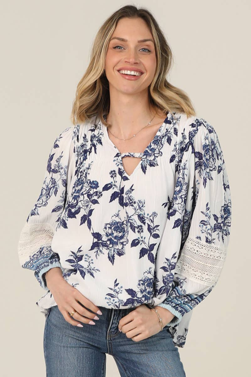 C2E26-A924 V NECK FLORAL PRINT LACE SLEEVE DETAIL BLOUSE