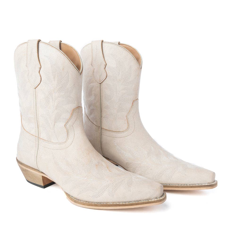 Desert Pearl Ankle Boots in Cream