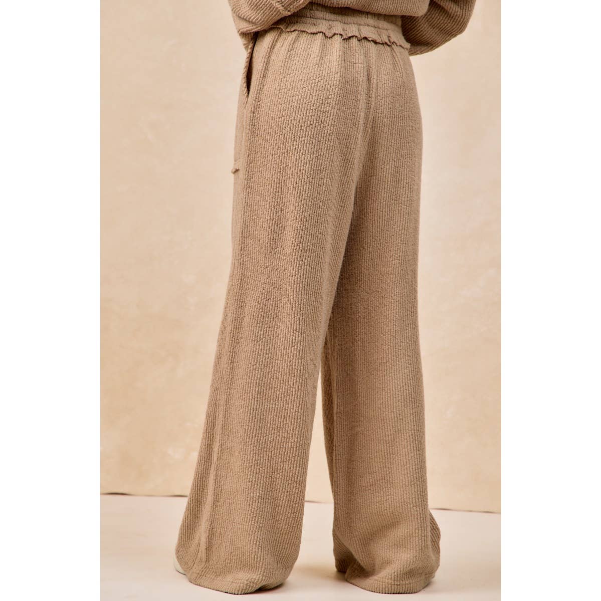 Boucle Rib Knit Wide Pants with Cut Edge Detail
