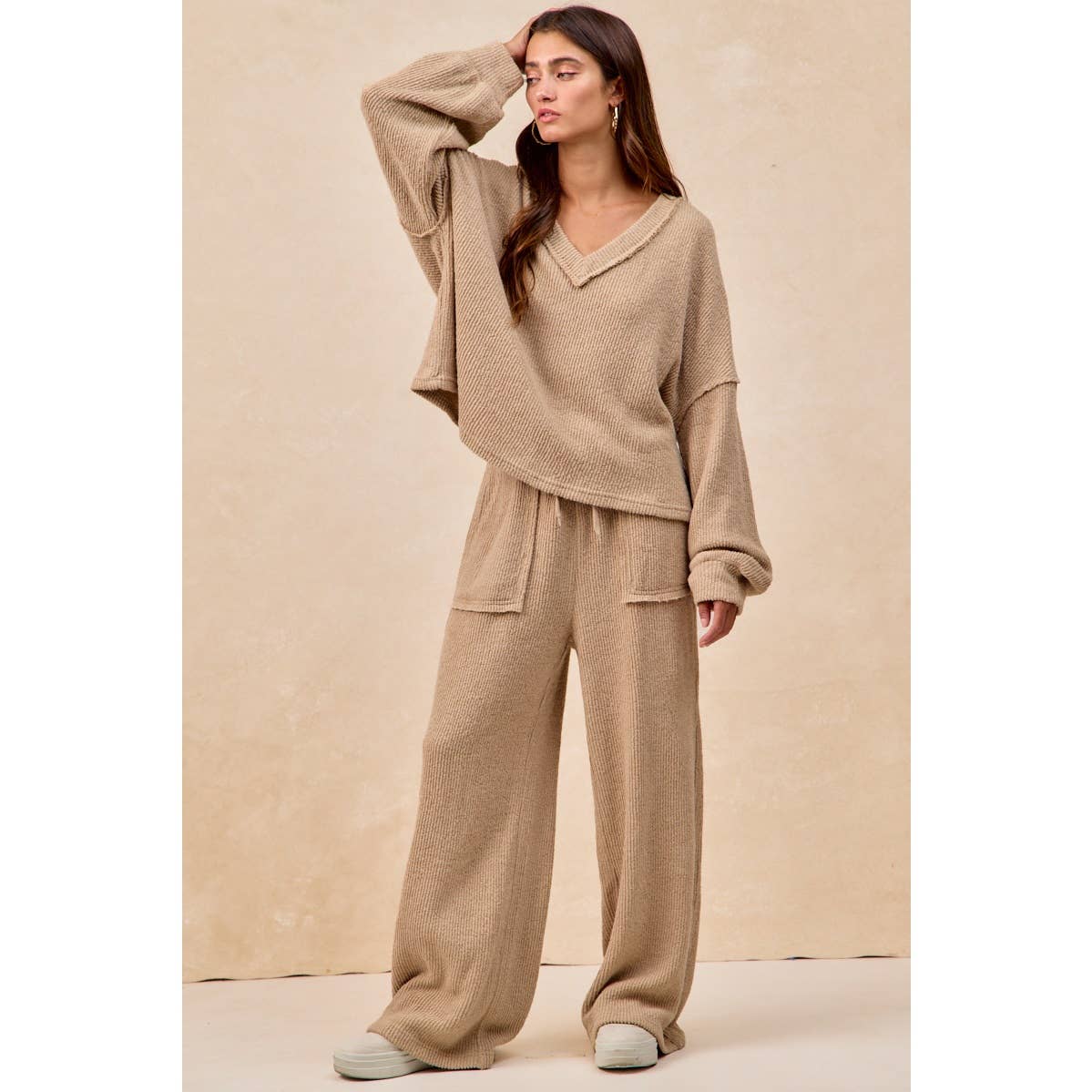 Boucle Rib Knit Wide Pants with Cut Edge Detail