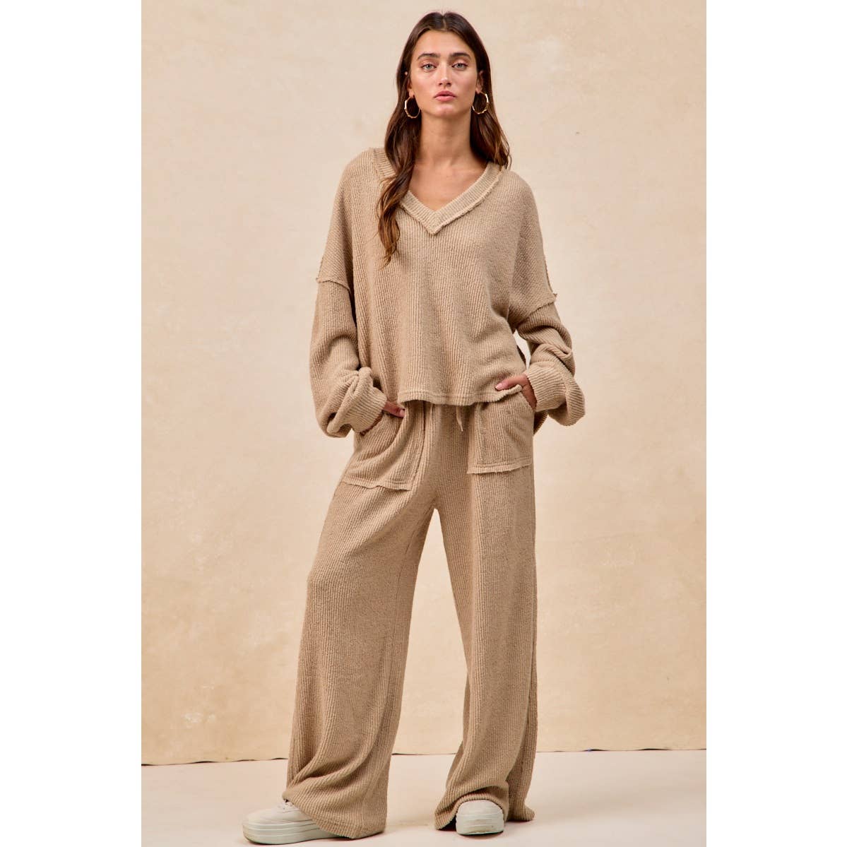 Boucle Rib Knit Wide Pants with Cut Edge Detail