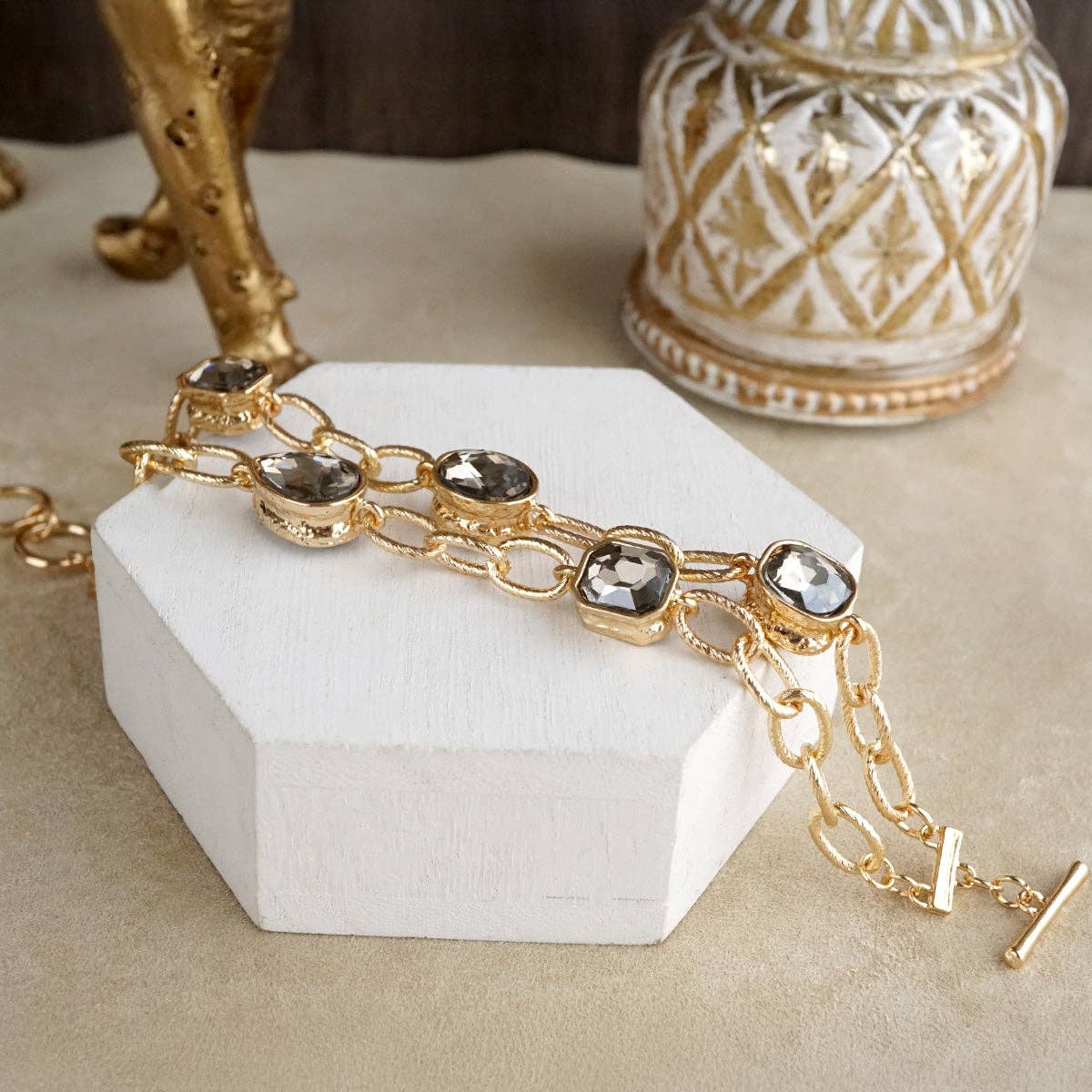 Brilliant Bond – Statement Chain Bracelets with Reflective Crystals