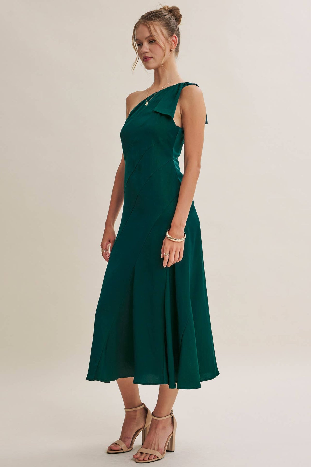 PARTY GLAM ONE-SHOULDER BOW MIDI DRESS W/ SCULPTING SEAM