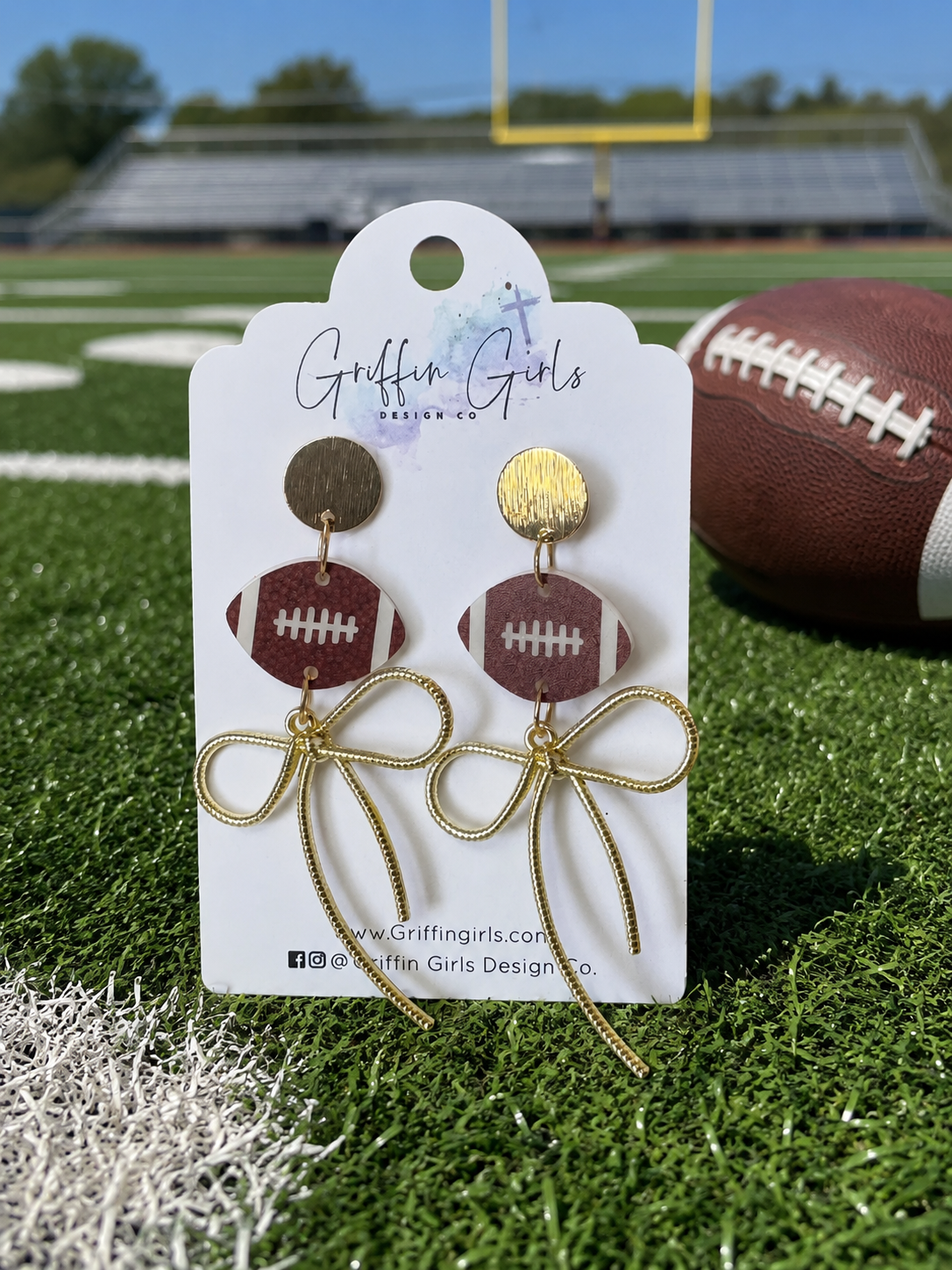 Fan Favorite bows